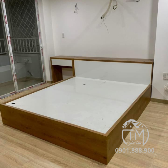 Giường Gỗ Công Nghiệp TM13