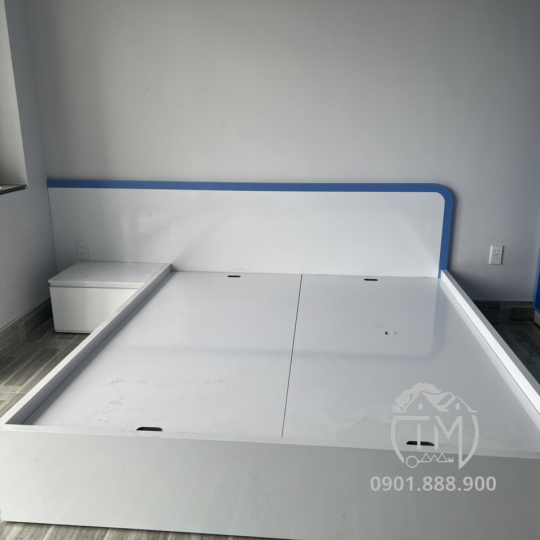 Giường Gỗ Công Nghiệp TM18