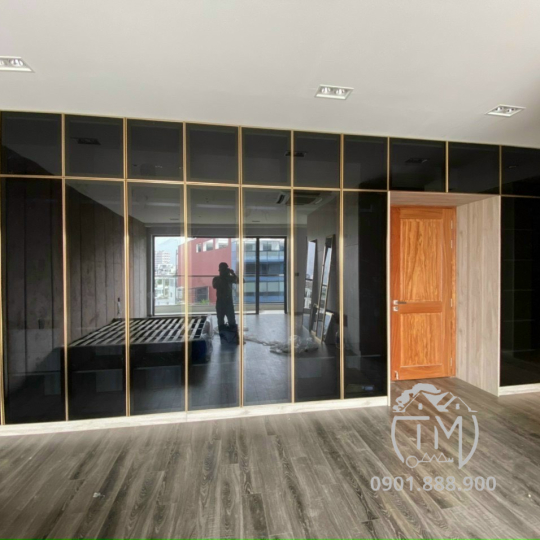 Tủ Áo Kính Cường Lực Nhôm XingFa TM25