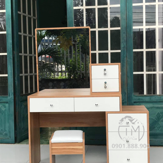 Bàn Trang Điểm TM35