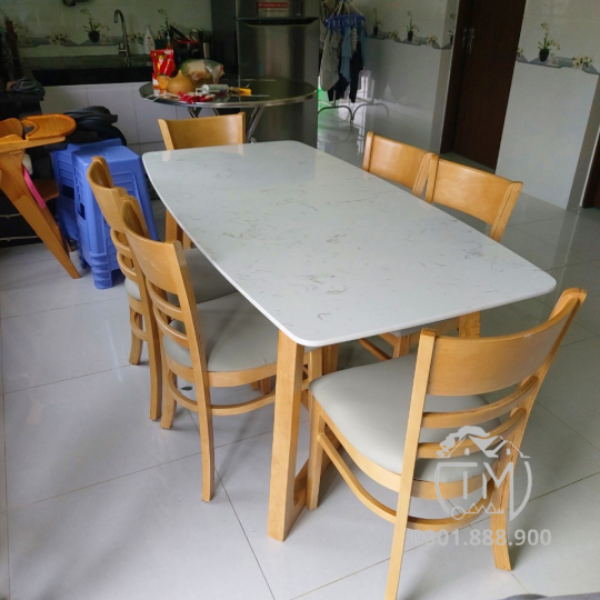 Bàn Ăn TM35
