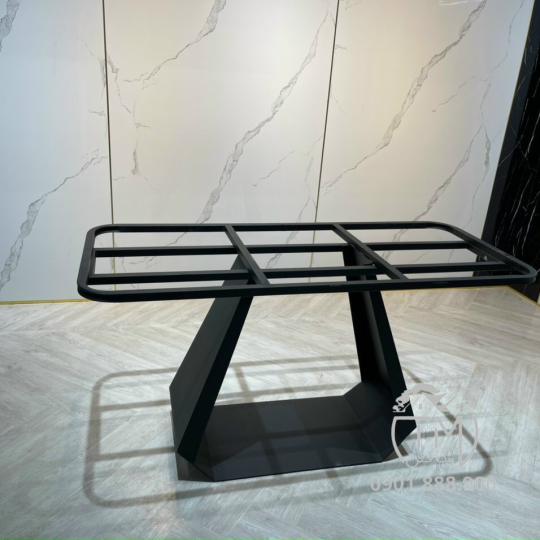 Bàn Ăn Chân Sắt TM09