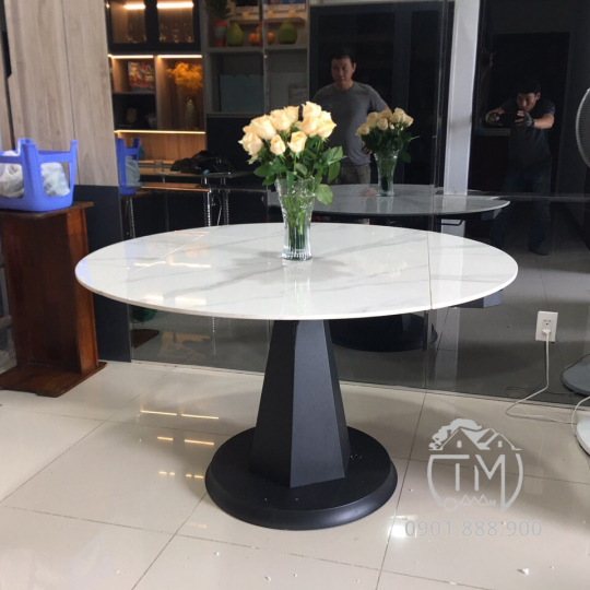 Bàn Ăn Chân Sắt TM16